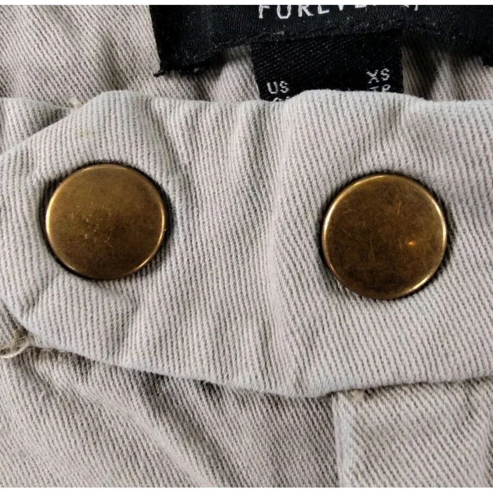 Women's Forever 21 Size XS‎ Frayed Hem Like Cargo Beige Pants📸SEE PIC📏📸